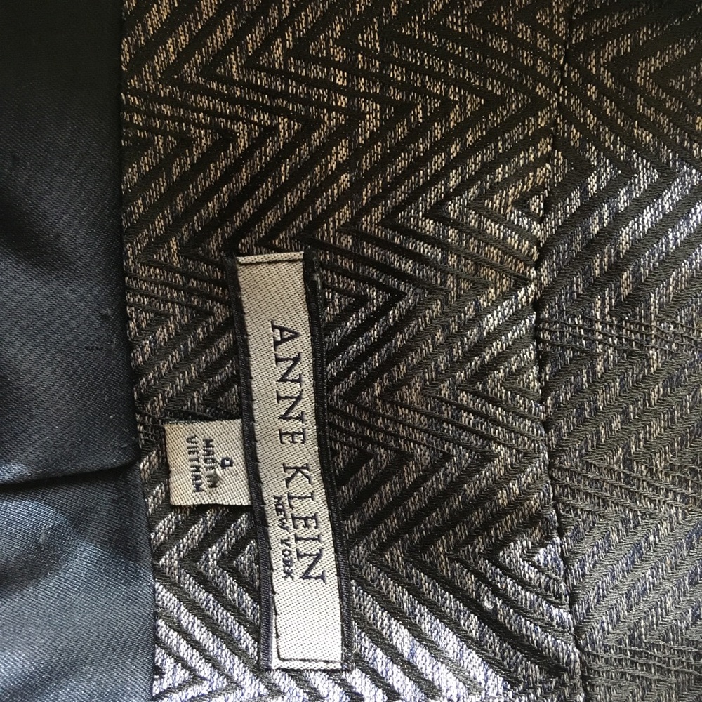 Jacket - Picture 2 of 3